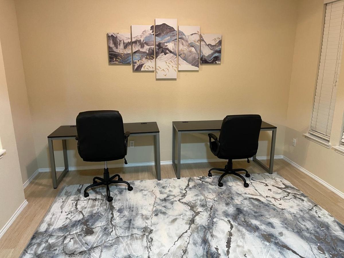 Modern 3Br House - Game Room, Office, Backyard The Colony Extérieur photo